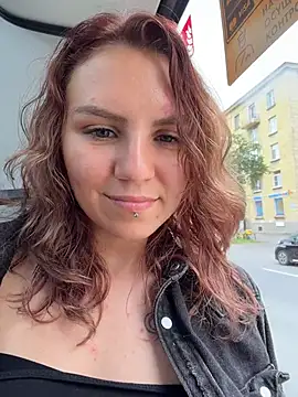 -stray-cat- naked strip on cam for live sex video chat