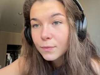 Viktorie nude Live Sex Chat Show