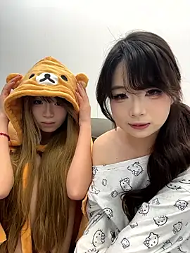 yyydgda naked strip on cam for live sex video chat